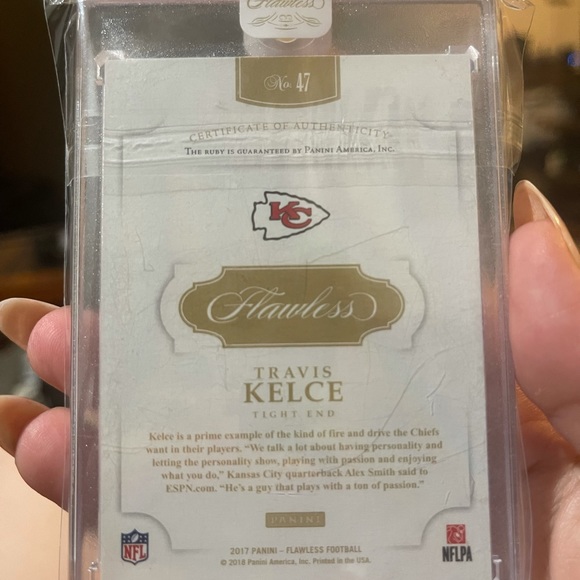 Travis Kelce Flawless Card - Picture 4 of 4